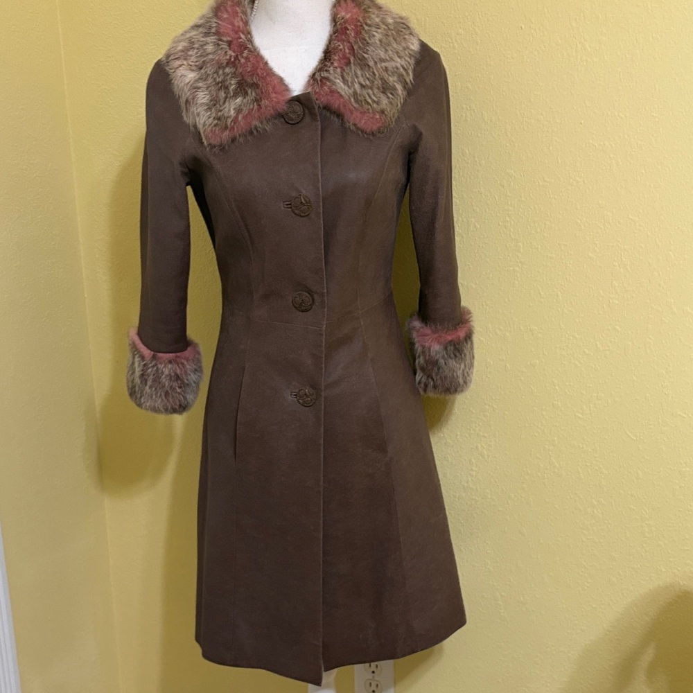 bebe rare vintage Brown Leather Trench Coat with rabbit Fur Trim